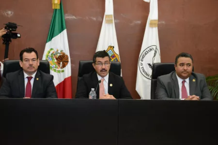 UAT Inicia Foros sobre la Reforma al Poder Judicial UAT Inicia Foros sobre la Reforma al Poder Judicial