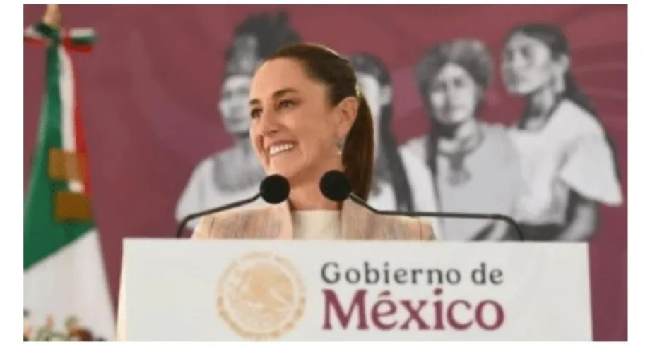Felicita Morena en el Congreso a Sheinbaum por Acuerdo con Trump para Postergar Aranceles