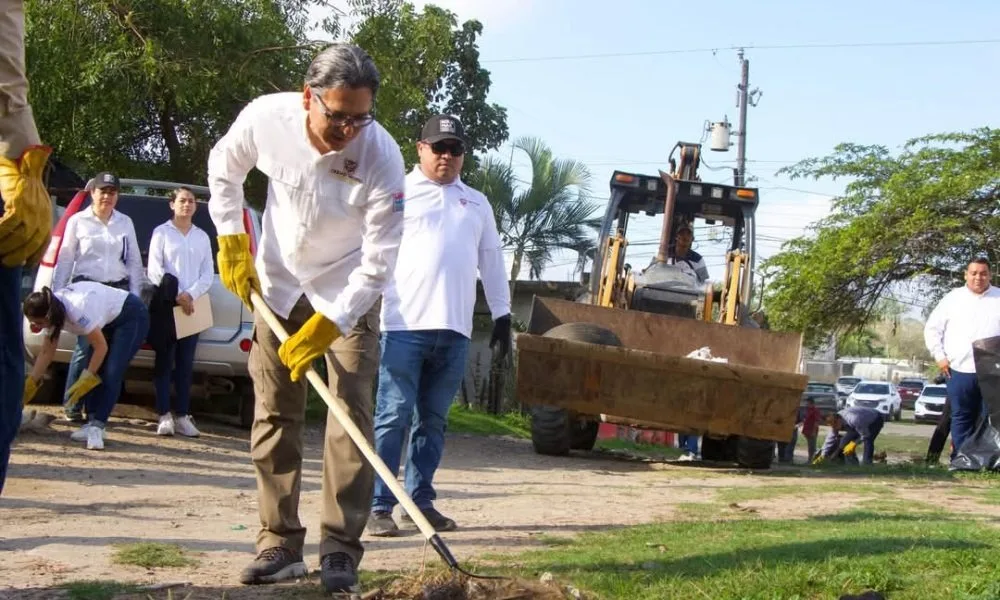 Realizan Jornada de Salud y Contacto Social en la Colonia Adriana González
