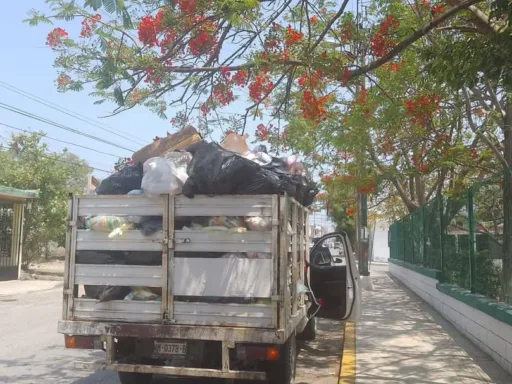 Fortalece municipio limpieza y mantenimiento de vialidades y áreas verdes