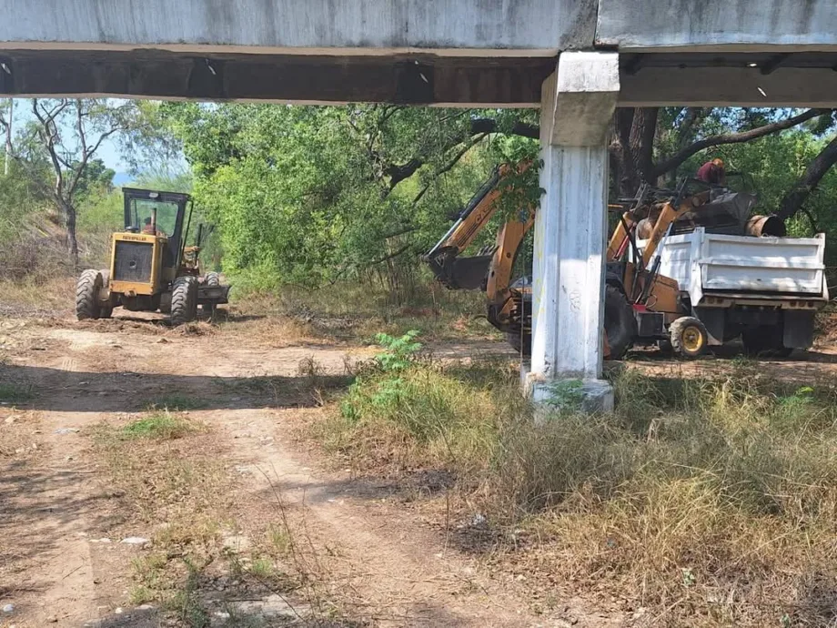Inicia Municipio reconstrucción de puentes peatonales