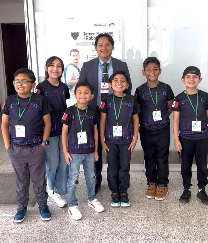 Niños de #CdVictoria ganan oro en el Torneo Mexicano de Robótica