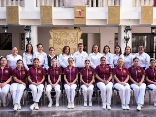 Rector de la UAT reconoce el labor humanista de enfermeras y enfermeros