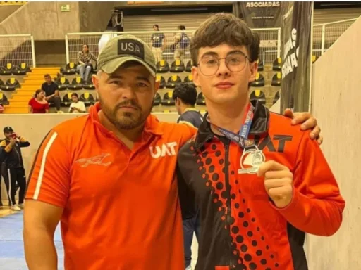 La UAT obtiene medalla de plata en lucha asociada en el Campeonato Nacional ANUIES 2025