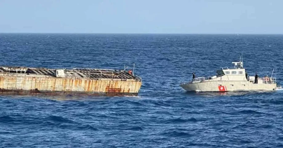 Tamaulipas Crea Arrecife Artificial con Hundimiento del Ex-Buque Huracán