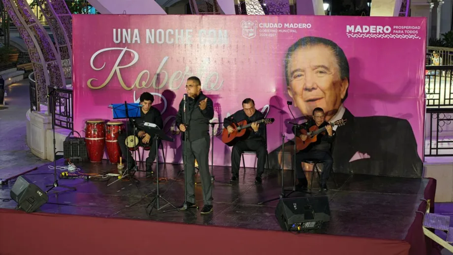Noche No Te Vayas