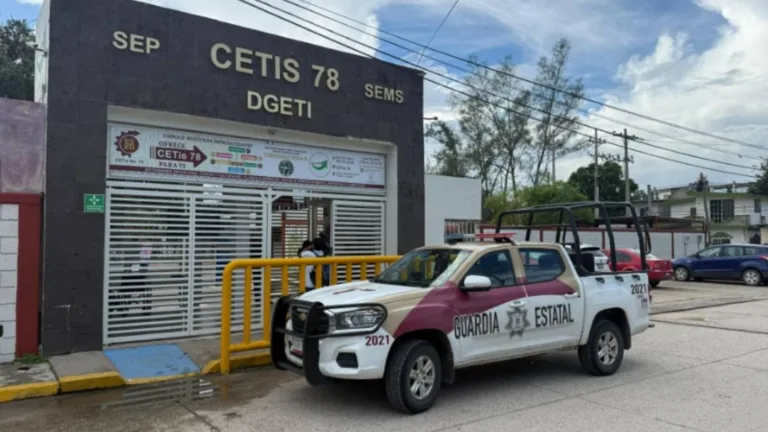CETis 78: protesta deriva en agresión al director por presunto acoso