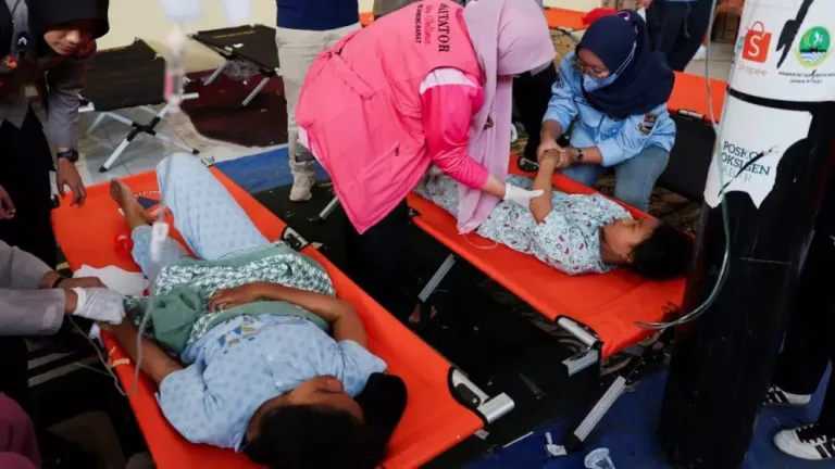 Cerca de 6 mil niños intoxicados en Indonesia por programa de comida gratuita