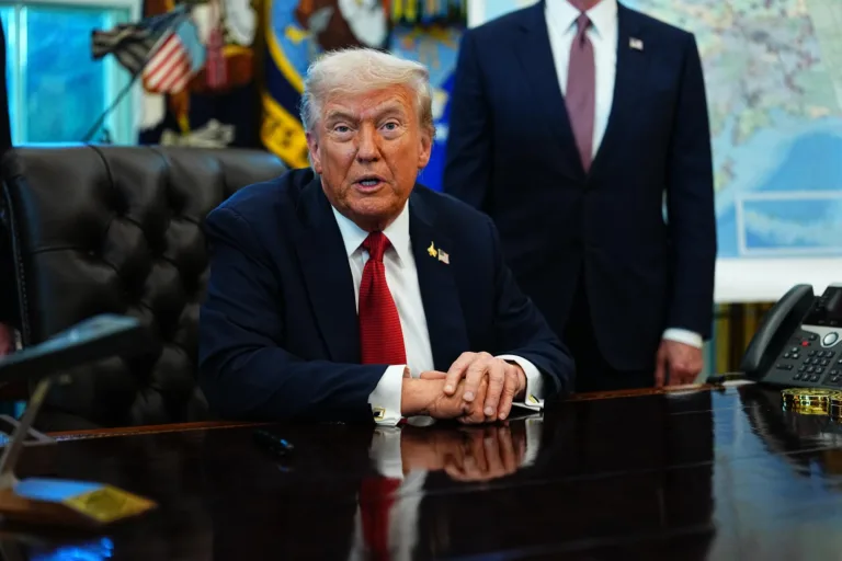 Trump llama “alborotadora” a Greta Thunberg tras su detención en flotilla rumbo a Gaza