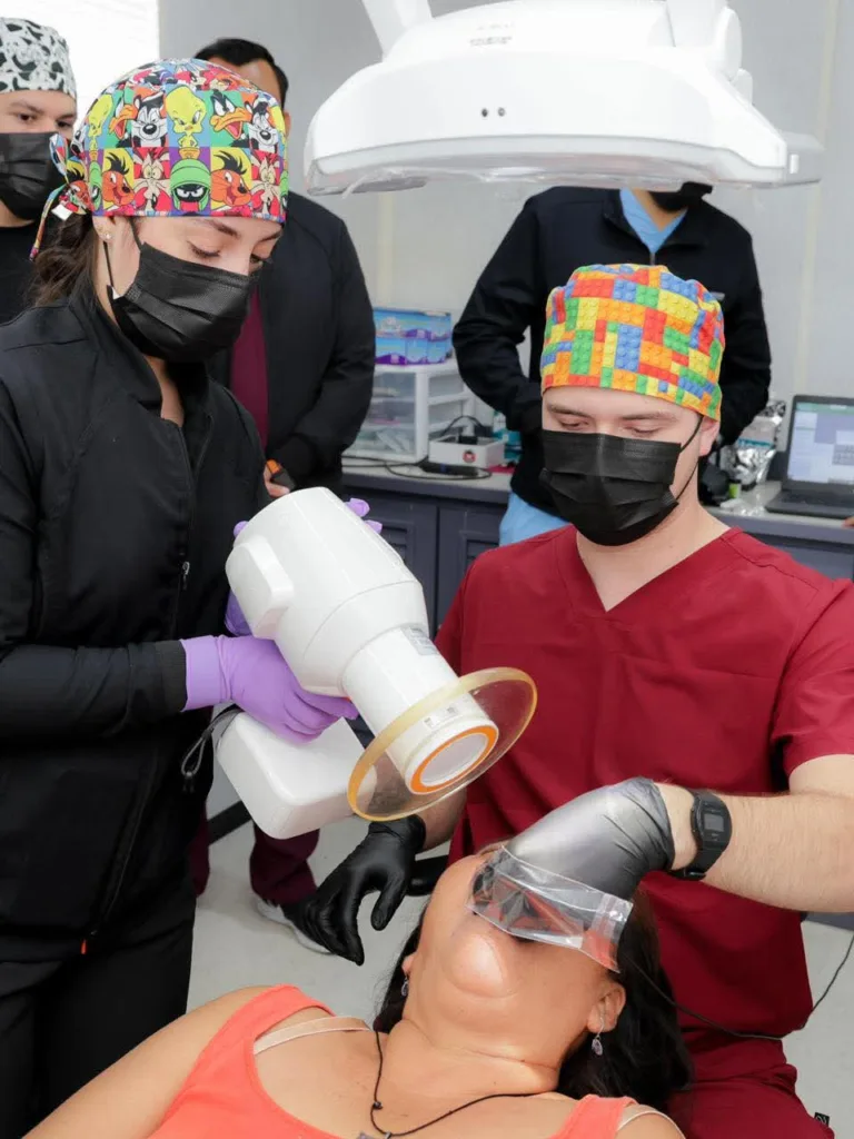 UAT y Tampico superan mil sonrisas con odontología gratuita