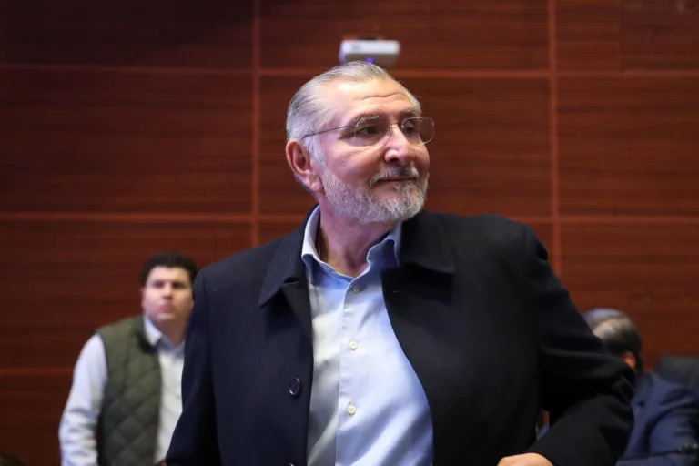 Sheinbaum niega investigaciones contra Adán Augusto