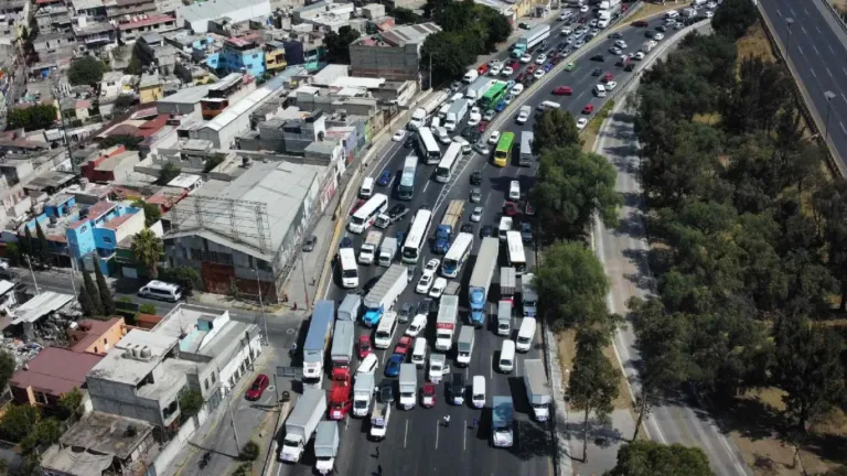 Anuncian paro nacional con bloqueos carreteros en México para el 6 de abril